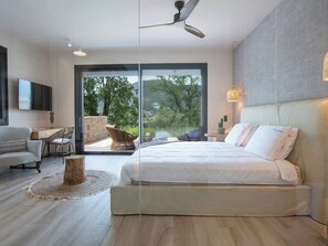 5 bedrooms, iron/ironing board, travel crib, WiFi