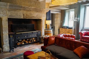 Lobby lounge - LA VILLA (Terraube)