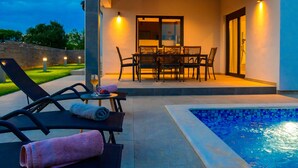 Outdoor dining - Villa Elena (Istria - Pula) (Pula)