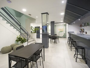 Bar (en el alojamiento)