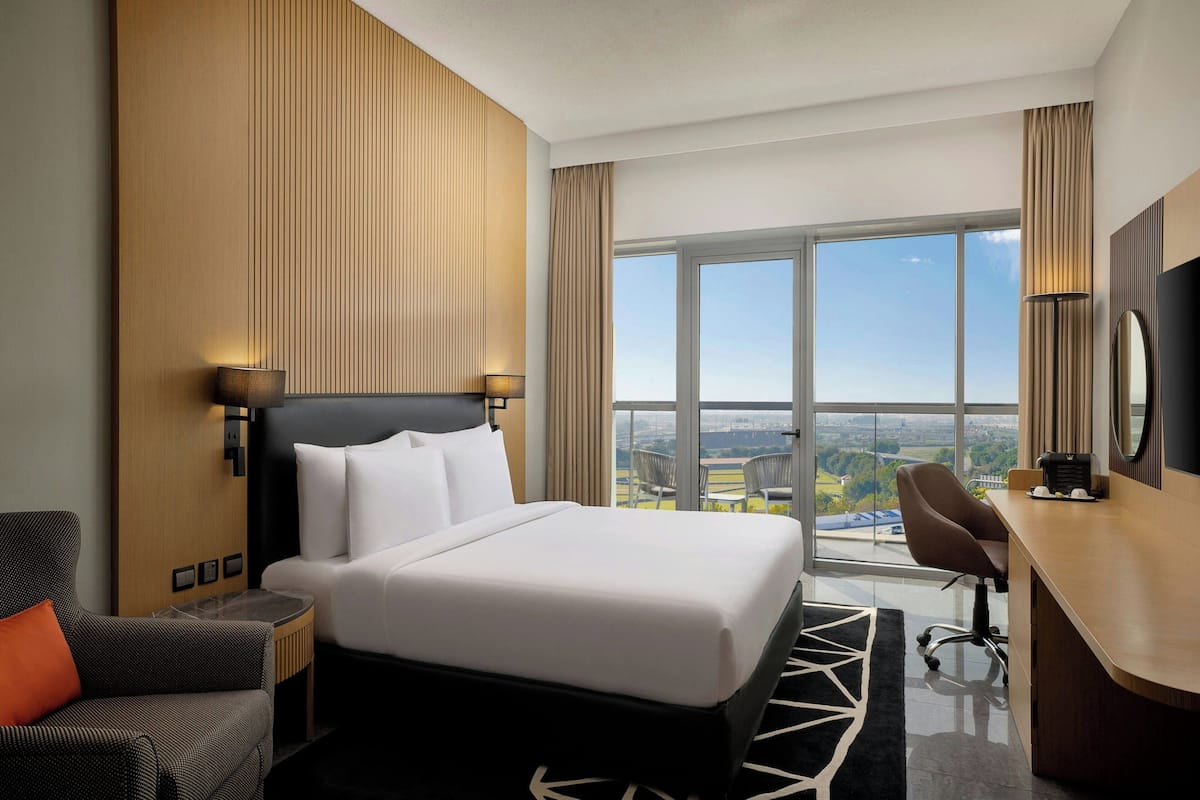 Superior Room, 1 King Bed, City View | Down duvets, in-room safe, desk, blackout curtains