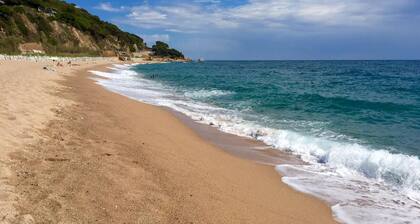 Sea & Mountain - New refurbished Apartment