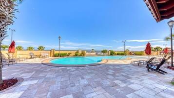 Piscine couverte, piscine chauffée