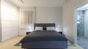 3 sovrum, strykjärn/strykbräda, gratis wi-fi och sängkläder