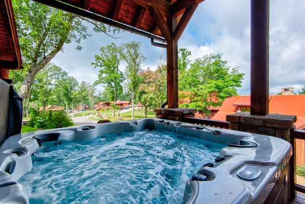 Bañera de hidromasaje exterior