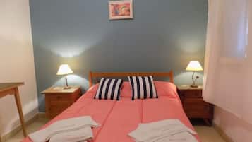 Classic Double Room | Free WiFi, bed sheets