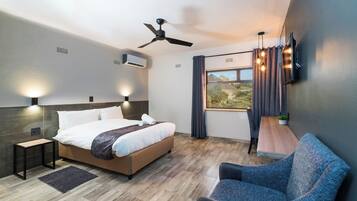 In-room safe, desk, iron/ironing board, free WiFi