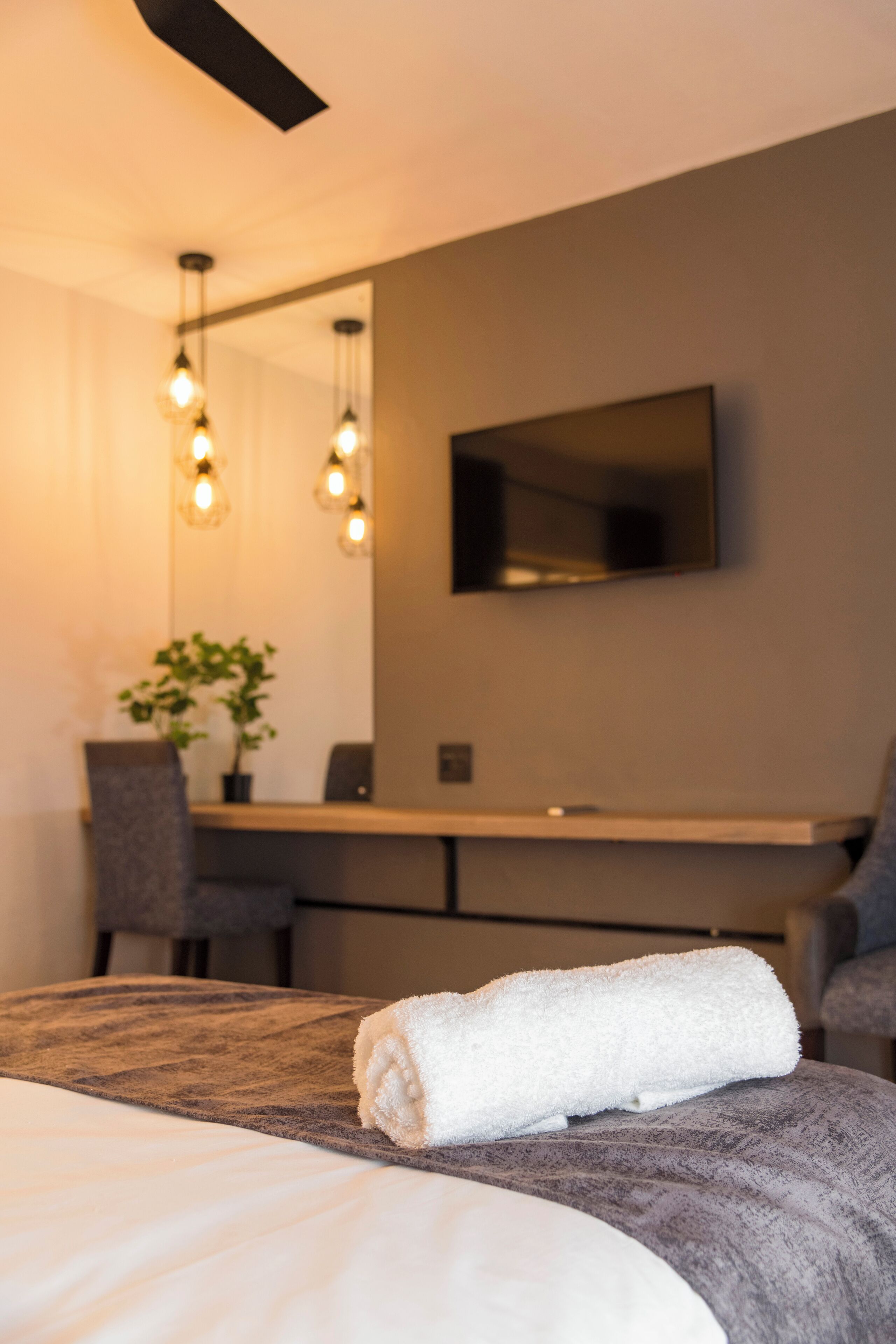 ห้องดีลักซ์ดับเบิล | ตู้นิรภัยในห้องพัก, โต๊ะทำงาน, เตารีด/โต๊ะรีดผ้า, Wi-Fi ฟรี