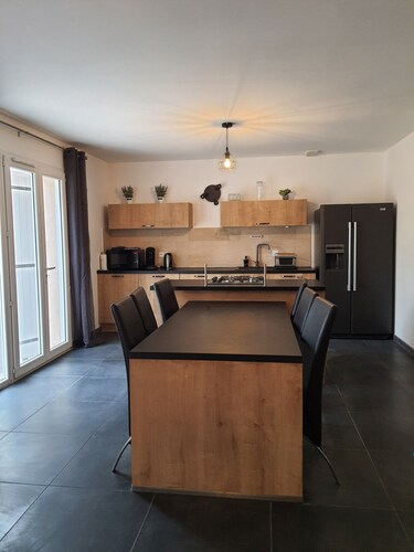 single-storey villa with private south-facing pool