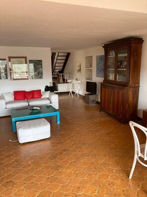 Interior - Porto Santo Stefano with pool (Porto Santo Stefano)