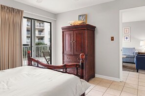 2 slaapkamers, een strijkplank/strijkijzer, internet, beddengoed