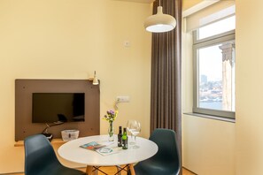 House | 1 bedroom, WiFi - Feel Porto Code al Apartment 2 1 (Porto)