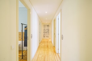 4 bedrooms, WiFi