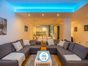 House | 3 bedrooms, WiFi - Feel Porto Photo Downtown Flat (Porto)
