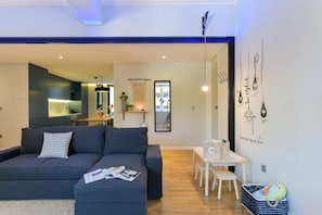 Apartment | 4 bedrooms, iron/ironing board, WiFi