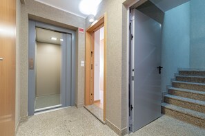 Studio | 1 bedroom - Feel Corporate Housing Marqu s VI (Porto)