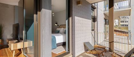 2 bedrooms