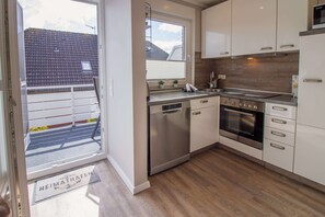 Fridge, oven, stovetop, dishwasher - Heimathafen (Greetsiel)