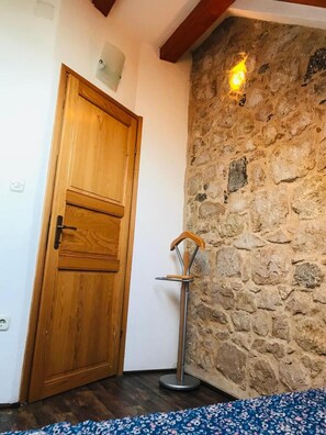 House | Interior - Stone House Saint Michael (Trilj)