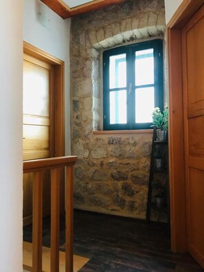 House | Interior - Stone House Saint Michael (Trilj)