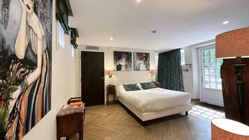 1 chambre, literie de qualité supérieure, décoration personnalisée