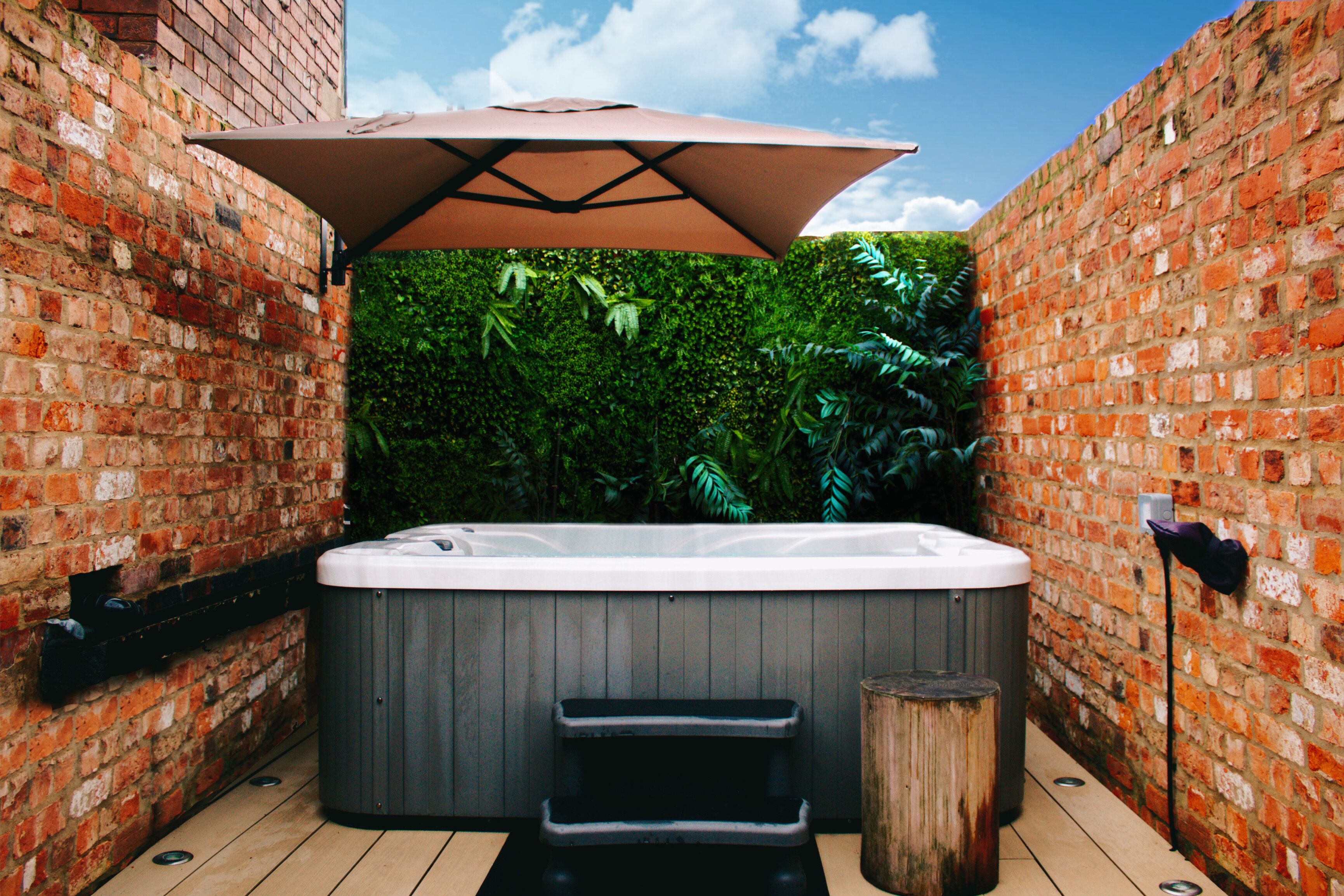 Luxury Room, Hot Tub (Sir Joseph Terry) | Terrace/patio