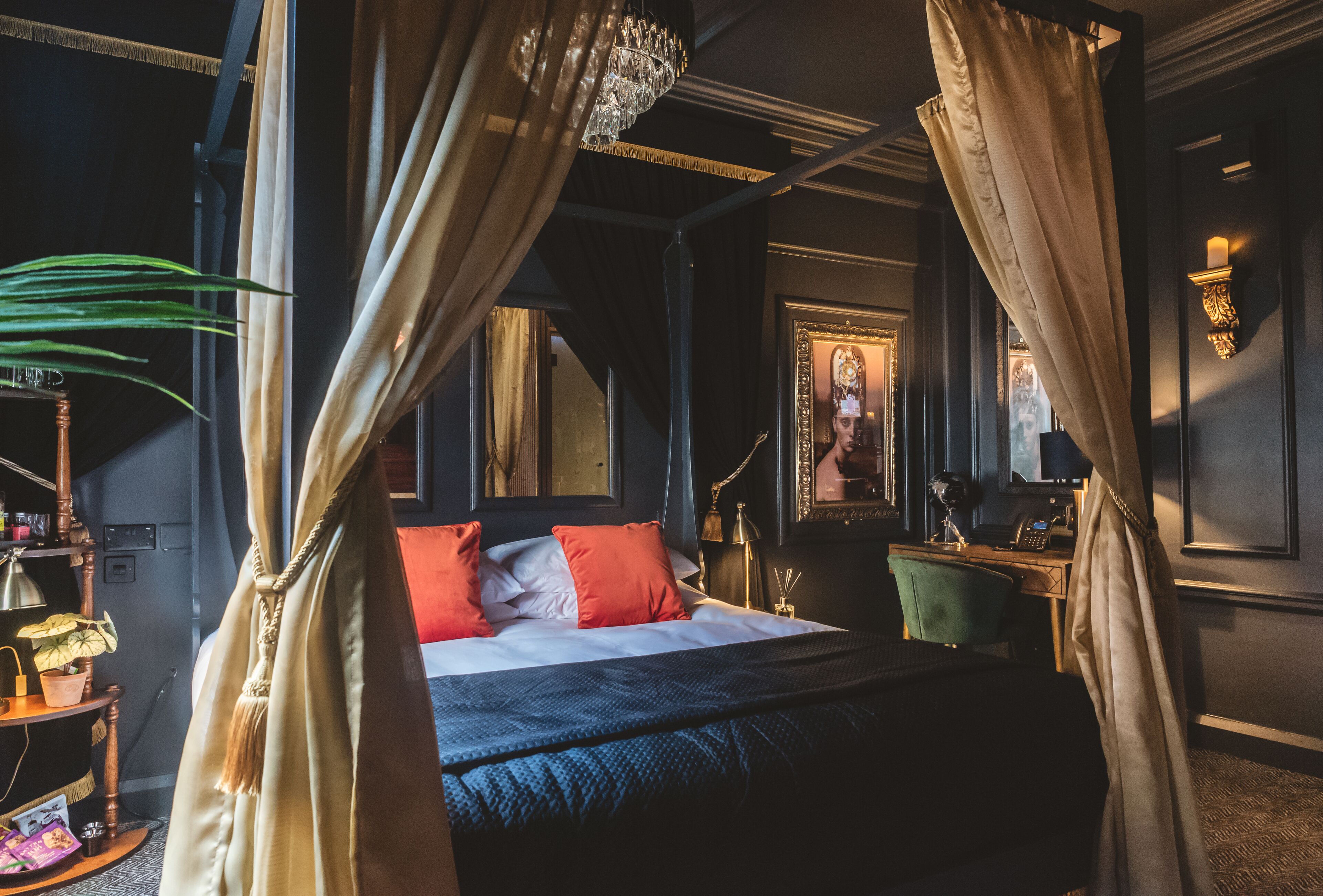 Classic Double Room, City View (Sublime) | Egyptian cotton sheets, premium bedding, iron/ironing board, free WiFi