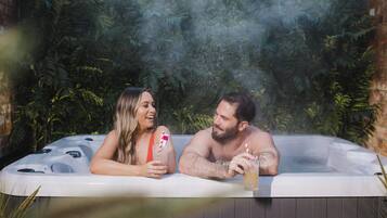 Luxe kamer, hot tub (Sir Joseph Terry) | Terras