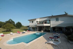 Outdoor pool - Domaine du Haou - Large gîte in the heart of a bucolic estate (Saint-Laurent-de-Gosse)