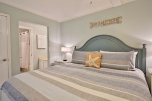 1 habitación, escritorio, wifi gratis y ropa de cama
