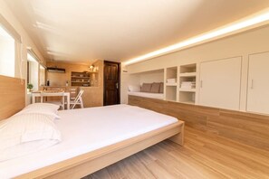 1 soverom, strykejern/-brett, wi-fi (inkludert) og sengetøy