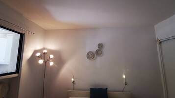 2 bedrooms, iron/ironing board