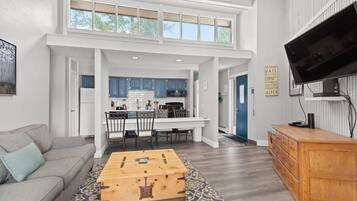 TV, fireplace, offices