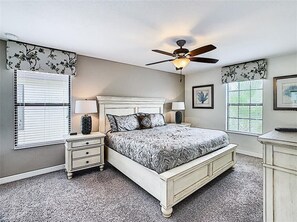 6 多间卧室、熨斗/熨衣板、旅行婴儿床、免费 WiFi