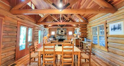 Rainbow Lodge - exceptional lakeside log home