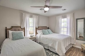 2 bedrooms, iron/ironing board, travel cot, WiFi