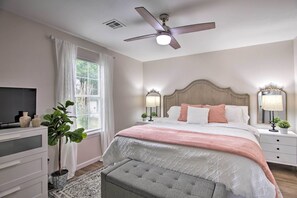 2 soverom, strykejern/-brett, reiseseng for barn og wi-fi