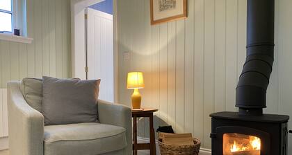 Family-friendly brand new cottage situated next to the golf course