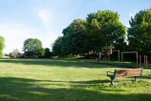 Property grounds - Bell Cottage (Dorchester)