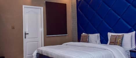 Deluxe Double Room | Free WiFi, bed sheets