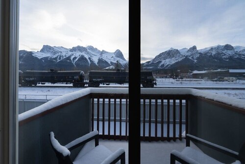 The OMEN by Samsara Private Entry Panorama Top View Top Luxury 3BR 1.5BTH