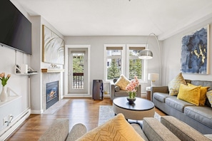 TV, fireplace, stereo, offices