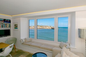 Living room - Men an Mor (St Ives)