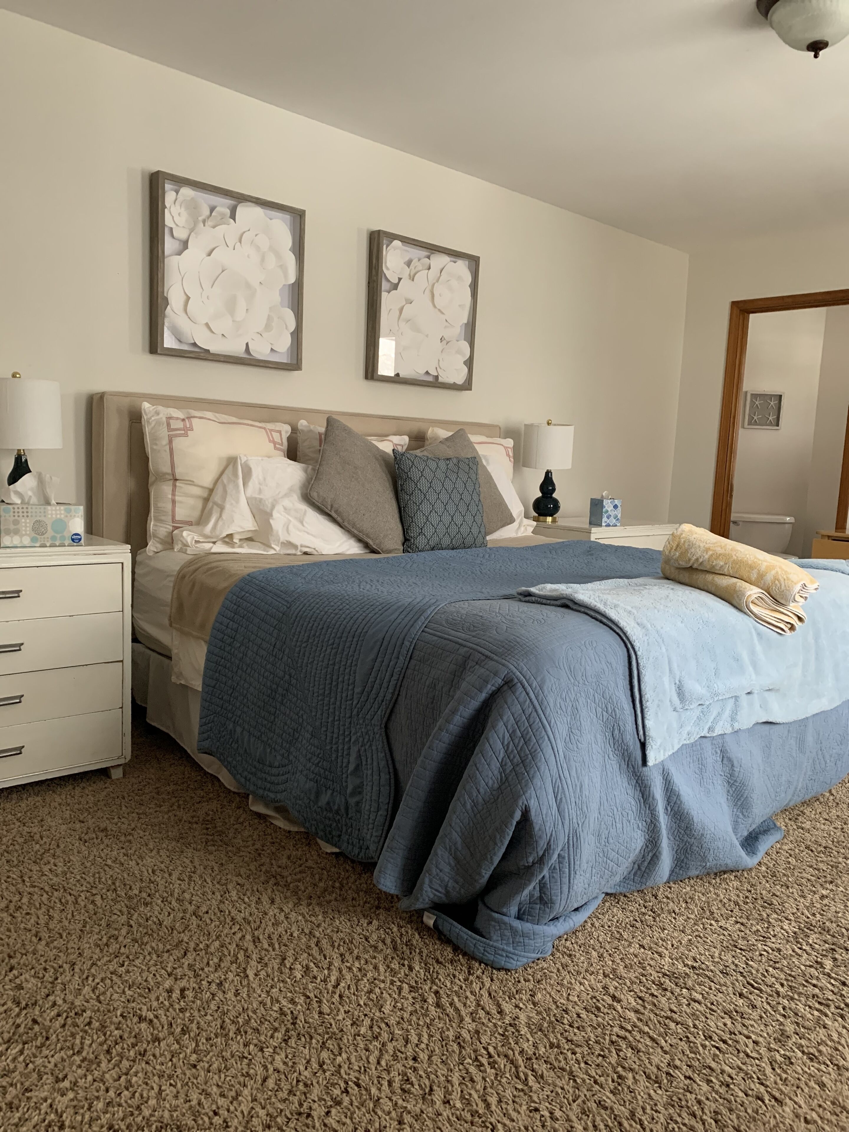 4 bedrooms, in-room safe, desk, iron/ironing board