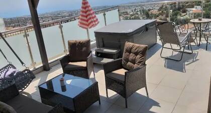 Panoramic Holidays - Premium 8 - Apartment with Outdoor Jacuzzi - Sea View