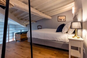 2 dormitorios, tabla de planchar con plancha, wifi y ropa de cama