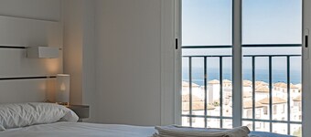 Small Oasis 2366 Sea View
