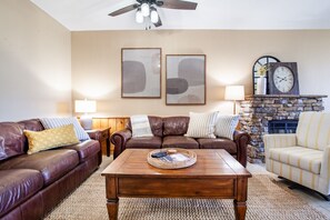 智能電視、壁爐