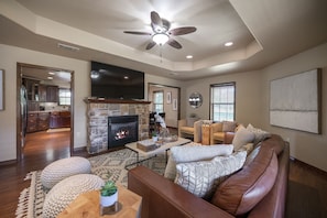 Smart TV, fireplace, video games