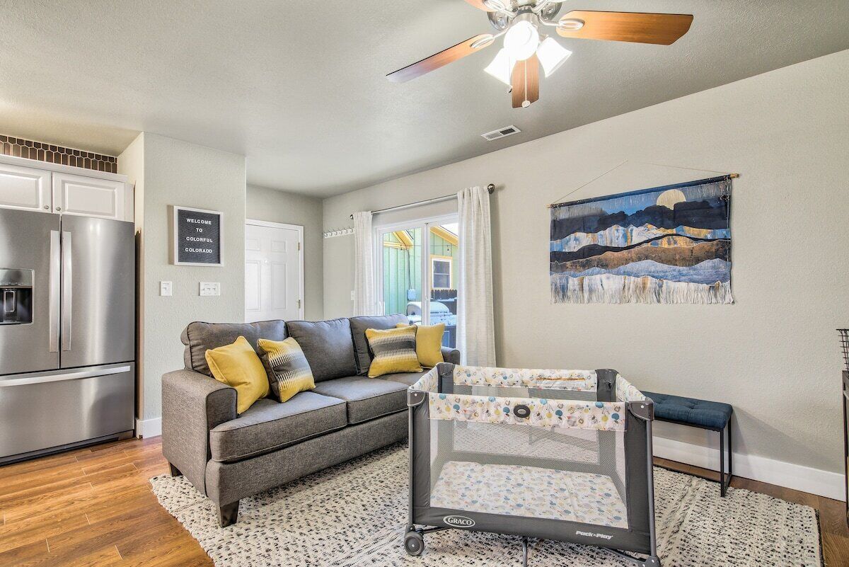 テレビ、Netflix、ストリーミングサービス、書斎 / ワークスペース